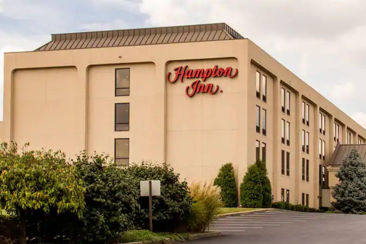 Hampton Inn Франкфорт Экстерьер фото