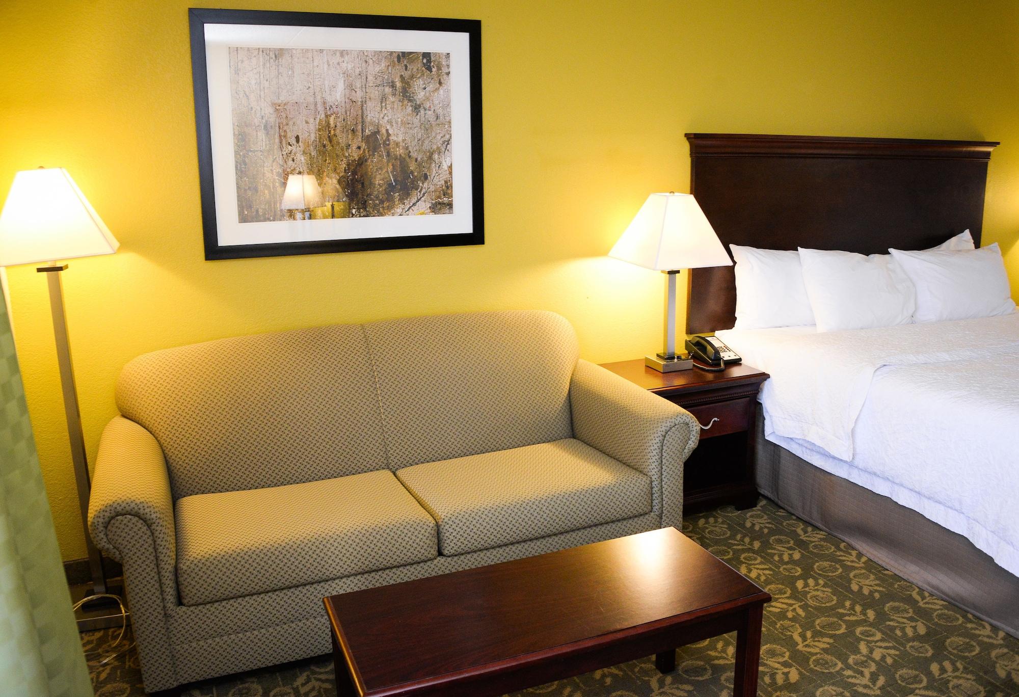 Hampton Inn Франкфорт Экстерьер фото