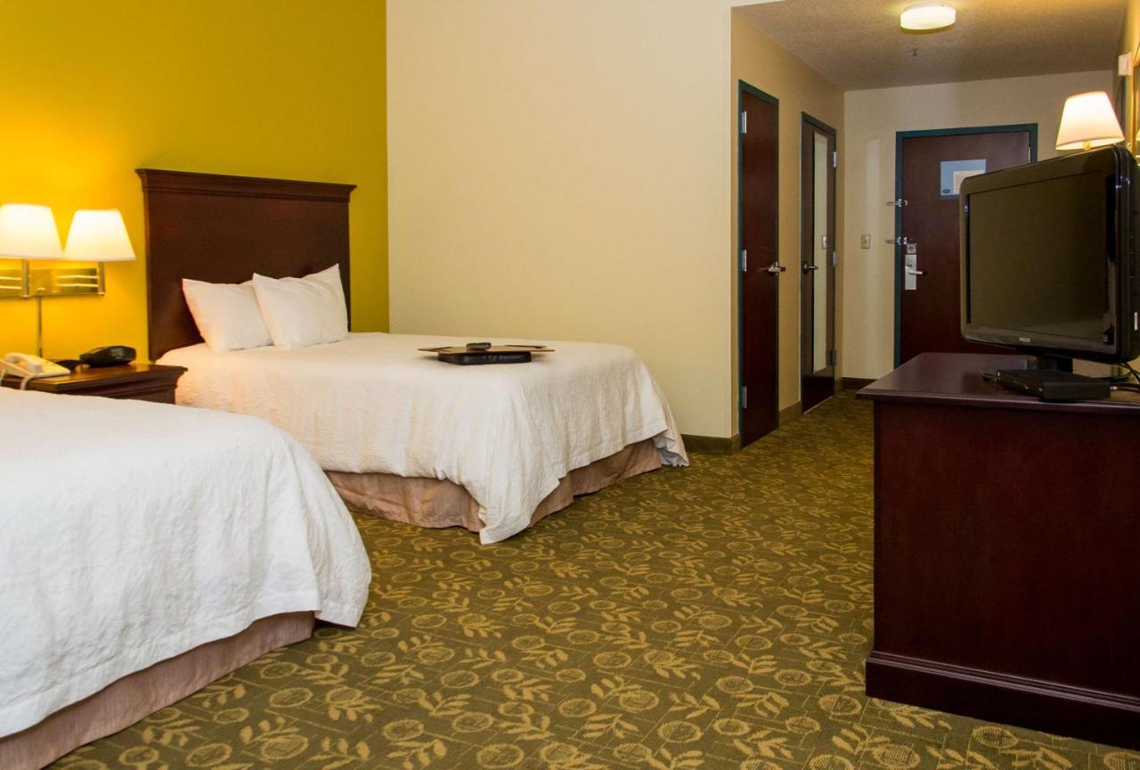 Hampton Inn Франкфорт Экстерьер фото