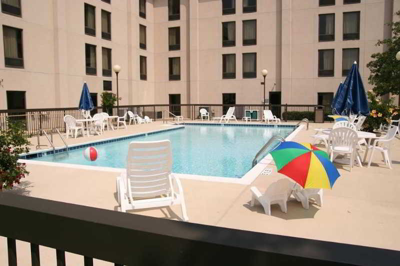 Hampton Inn Франкфорт Экстерьер фото
